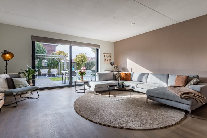 Foto 4 van Zilveresdoorn 14