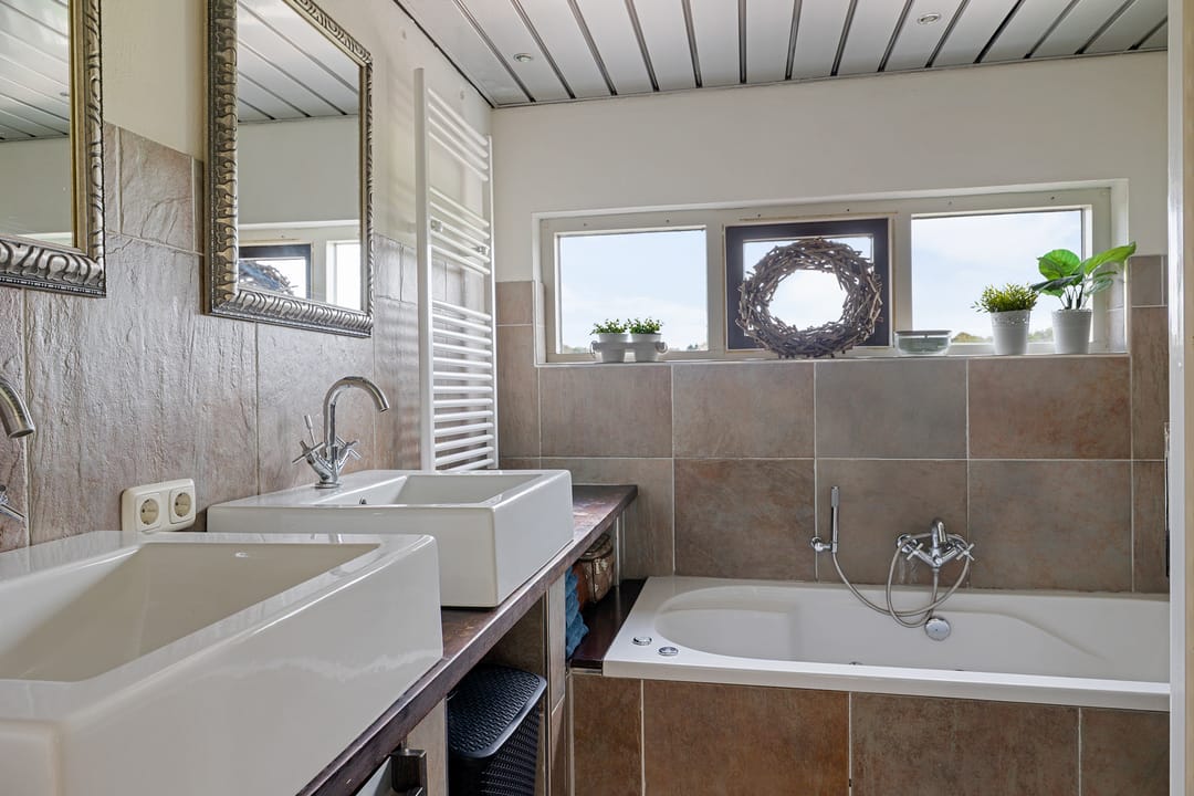 Photo 26 of Ballast 44