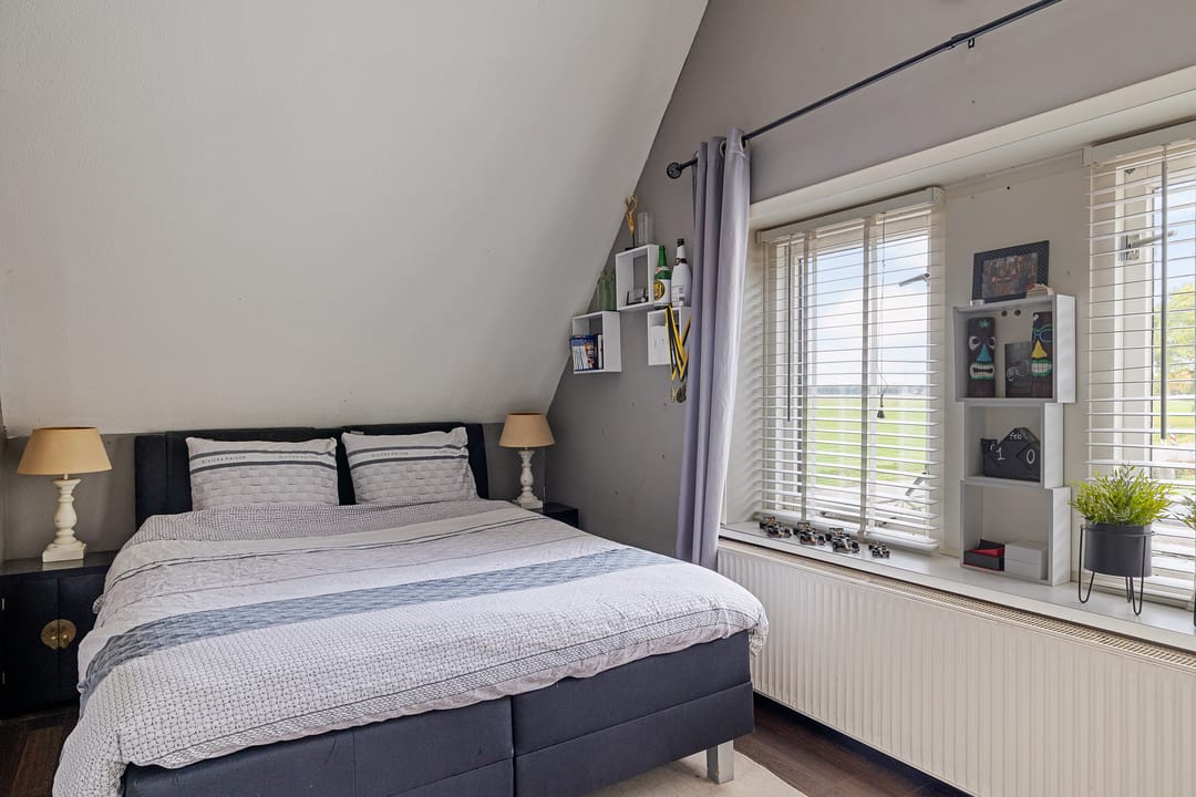 Photo 32 of Ballast 44