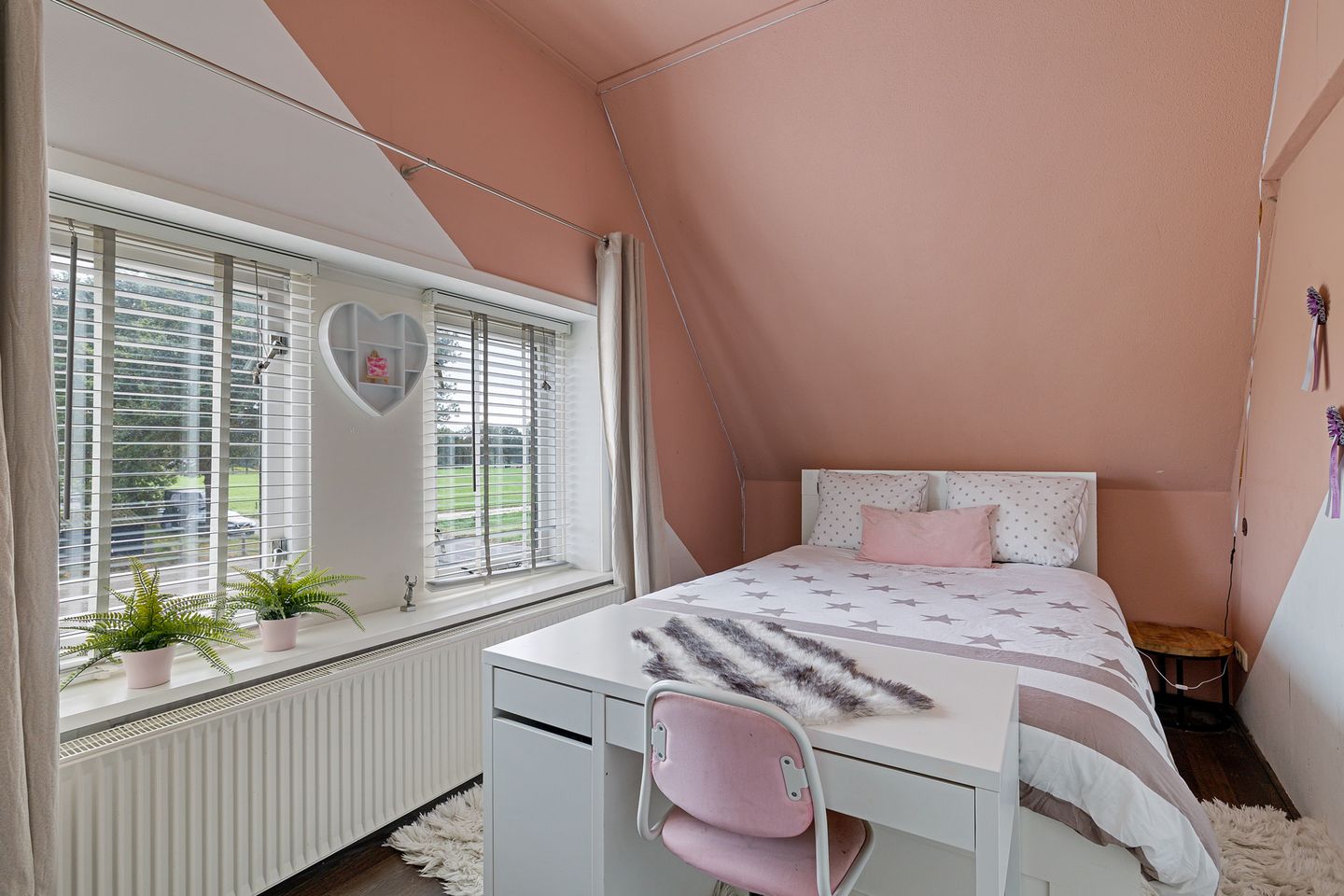 Photo 34 of Ballast 44