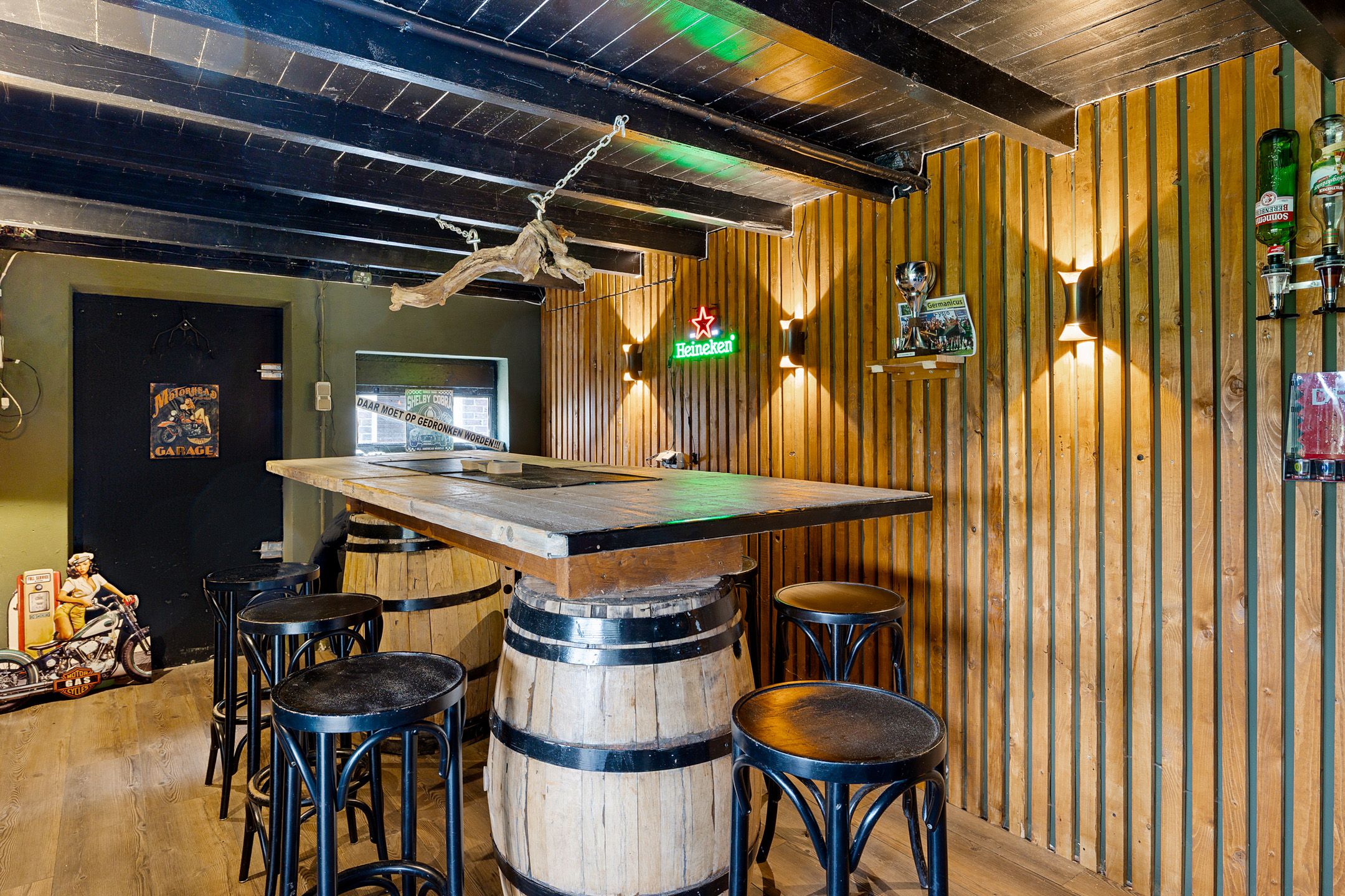 Photo 42 of Ballast 44