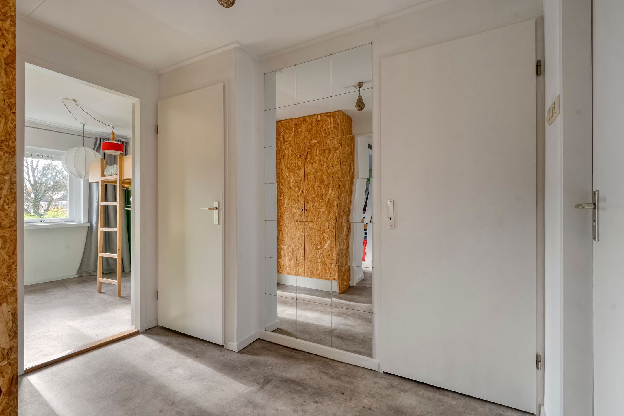 Foto 24 van Thomas à Kempislaan 16-A