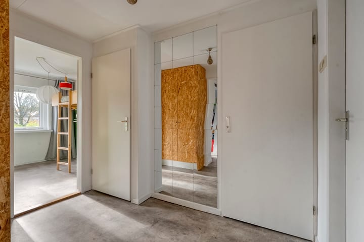 Foto 24 van Thomas à Kempislaan 16-A