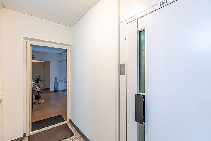 Foto 6 van Adama van Scheltemaplein 52