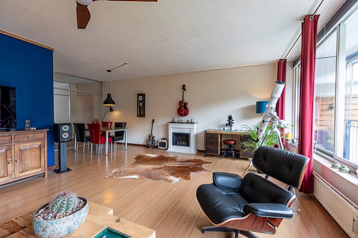 Foto 12 van Adama van Scheltemaplein 52