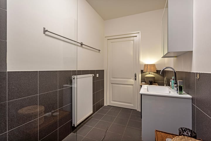 Foto 24 van Nieuwe Ginnekenstraat 36-A