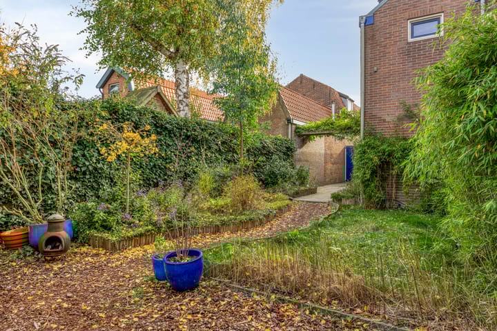 Photo 38 of Bergen 3