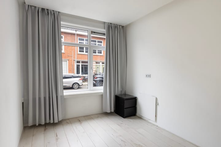 Photo 17 of Daltonstraat 41