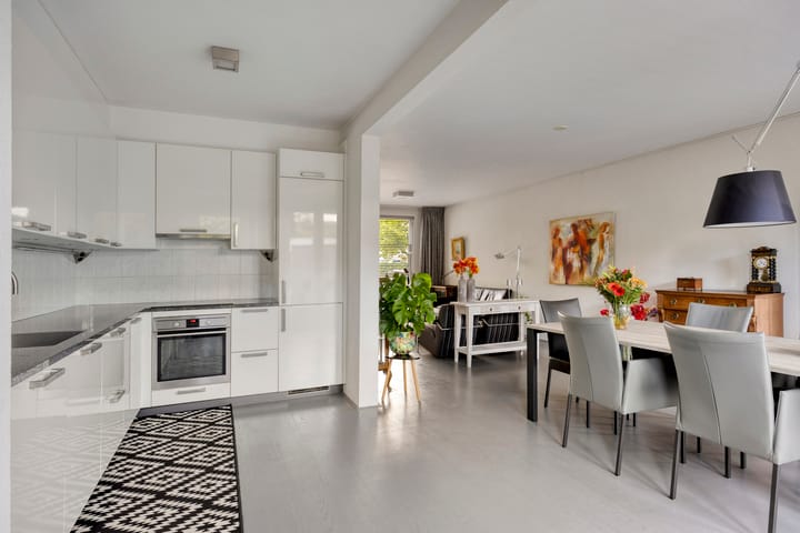 Photo 15 of Peerlenburgh 37