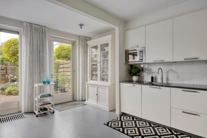 Photo 16 of Peerlenburgh 37