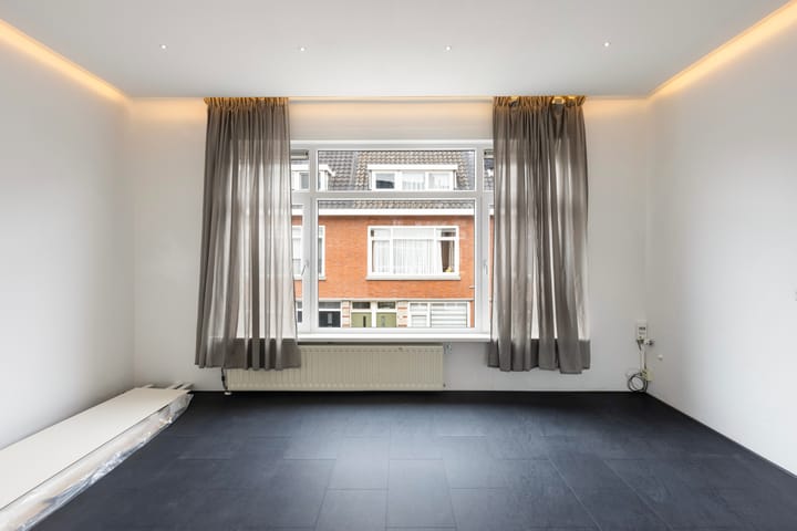 Photo 33 of Daltonstraat 41