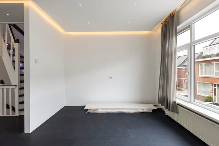 Photo 34 of Daltonstraat 41