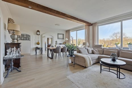 Strucht 28 tertiary image