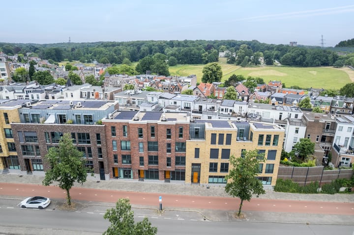 Photo 36 of Amsterdamseweg 18