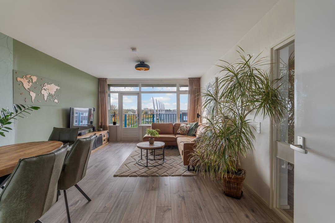 Foto 13 van Venusstraat 346