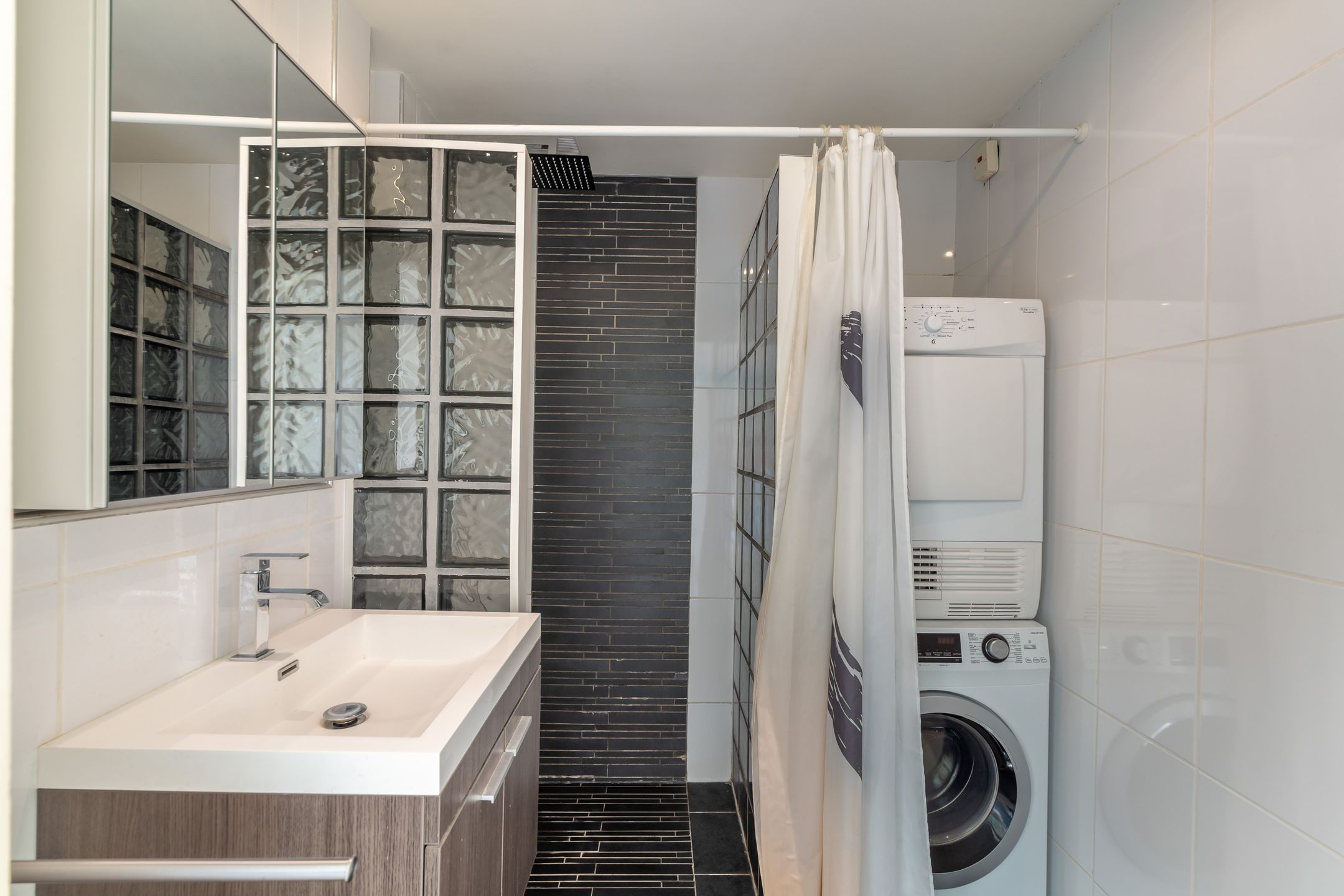 Foto 36 van Venusstraat 346