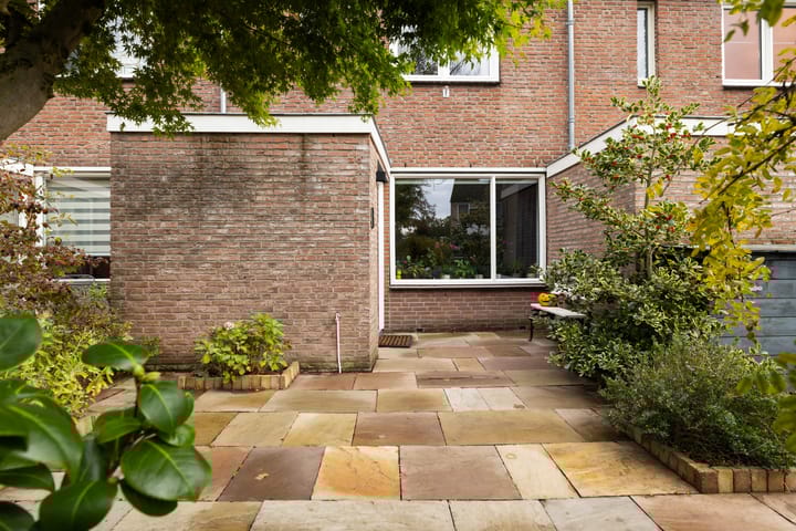 Foto 26 van Titus Brandsmastraat 5