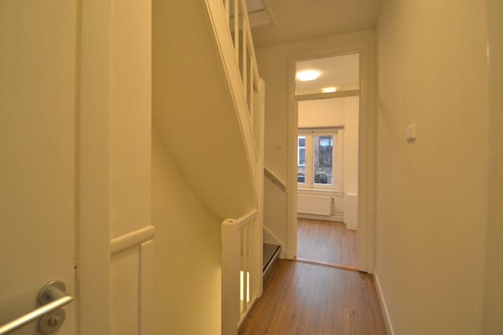 Foto 7 van Drie Octoberstraat 20-A