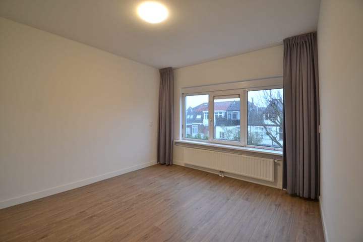 Foto 12 van Drie Octoberstraat 20-A