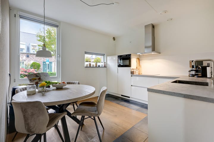 Foto 18 van Diesfeldtlaan 10