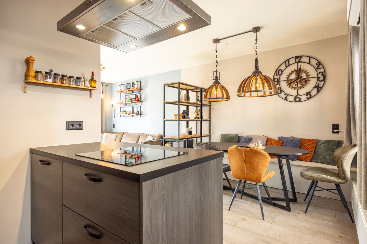 Foto 14 van Fossielenerf 654