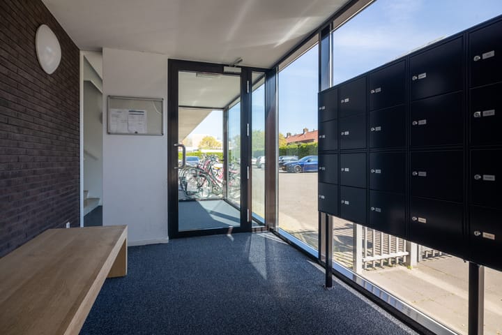 Photo 33 of St. Ignatiusstraat 149