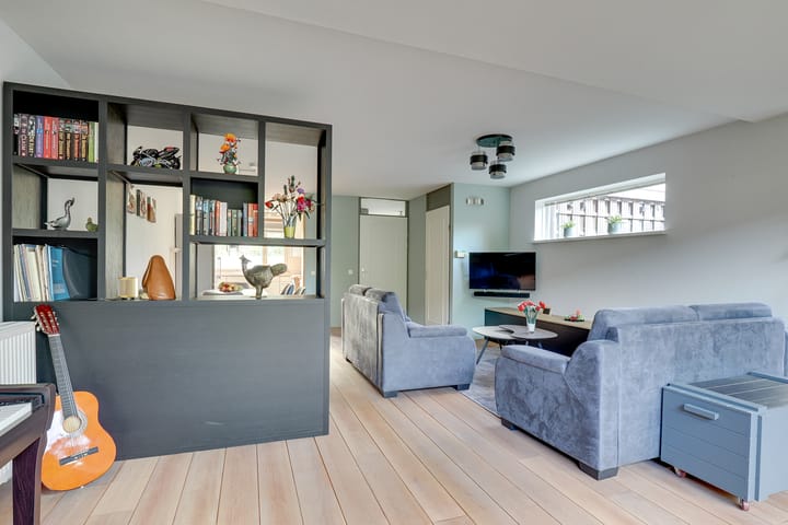 Photo 8 of Herman Heijermanshove 37