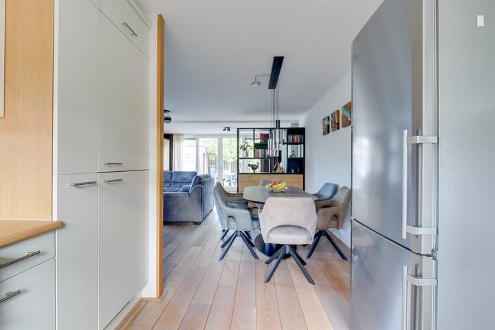 Photo 13 of Herman Heijermanshove 37