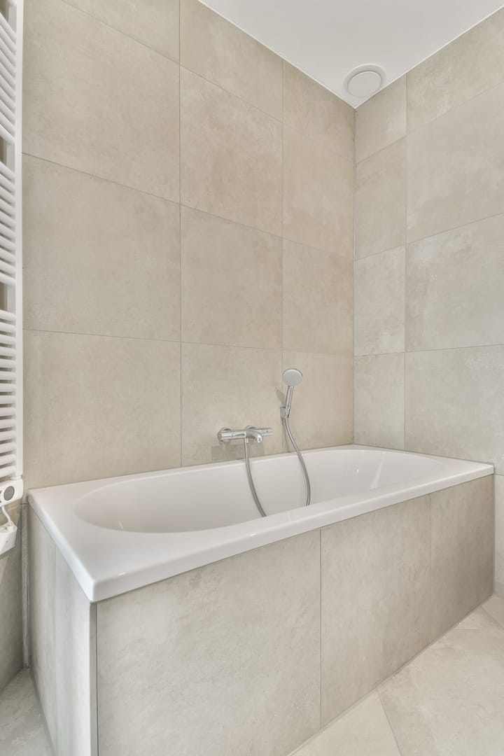 Photo 19 of Grasweg 490