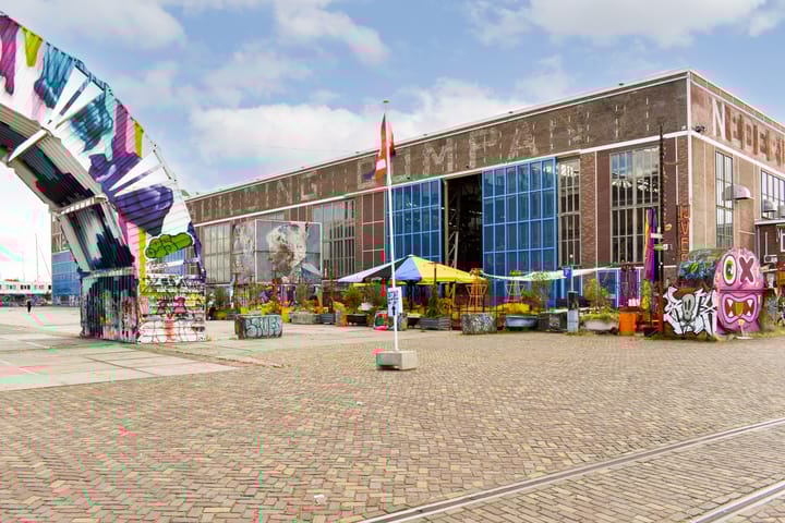 Photo 33 of Grasweg 490