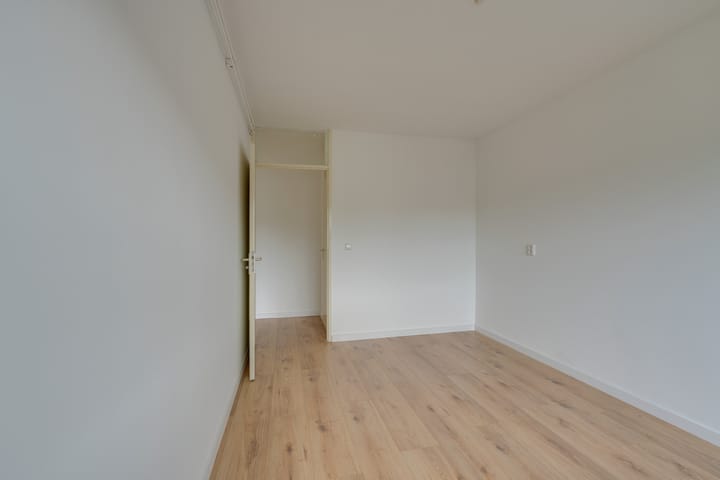 Foto 33 van Louis de Visserstraat 7