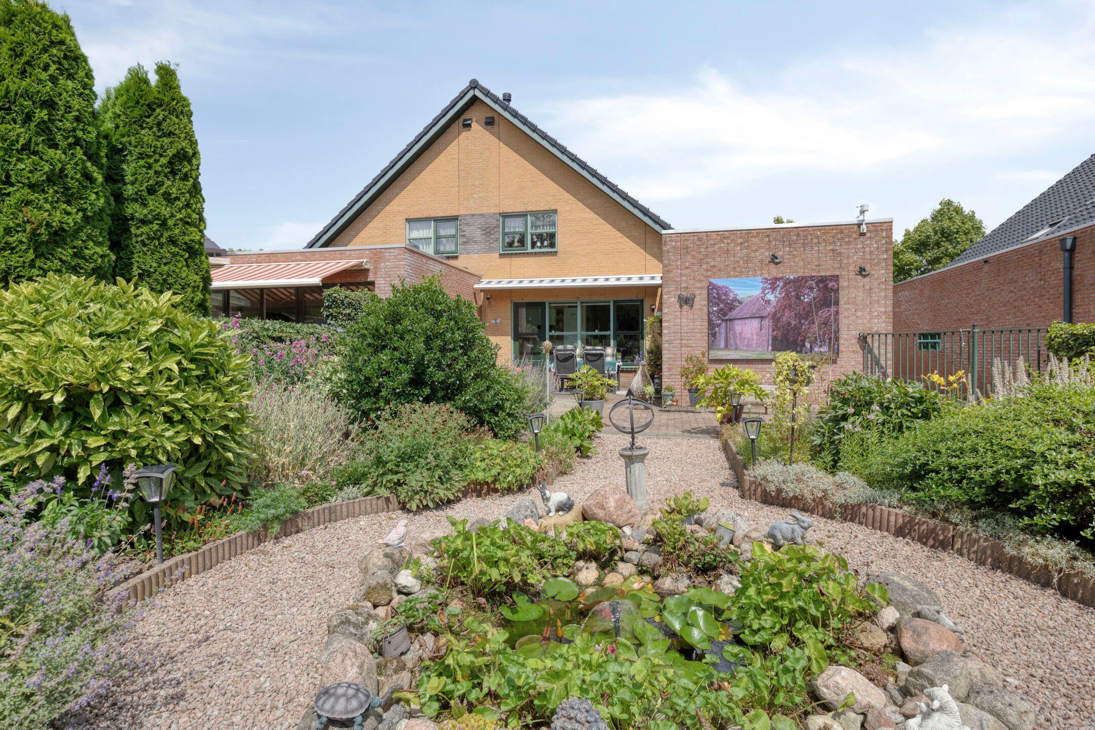 Photo 3 of Dagpauwoog 4-A