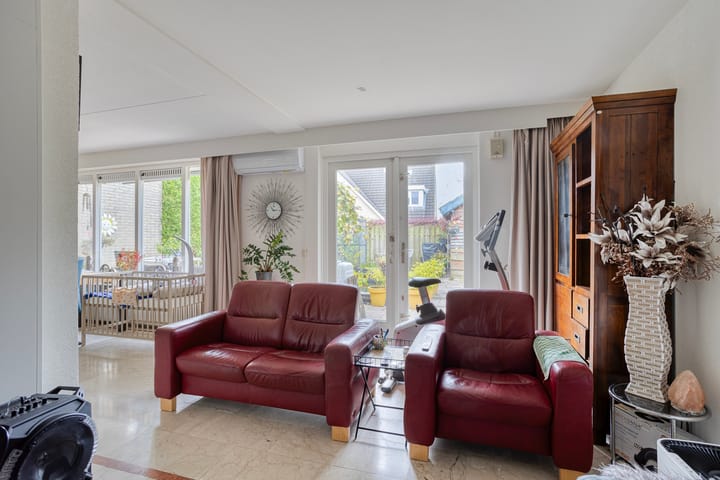 Photo 9 of Johannes ter Horststraat 10