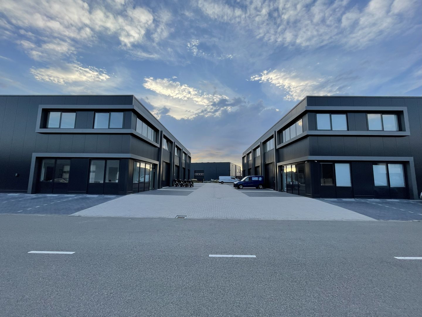 View photo 1 of Kaskinenweg 14-d