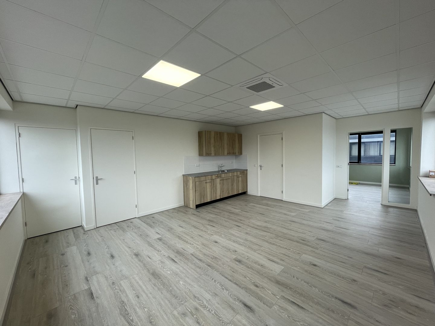 View photo 4 of Kaskinenweg 14-d