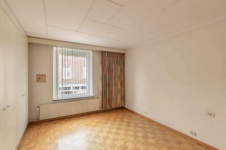 Photo 20 of Akerstraat 4