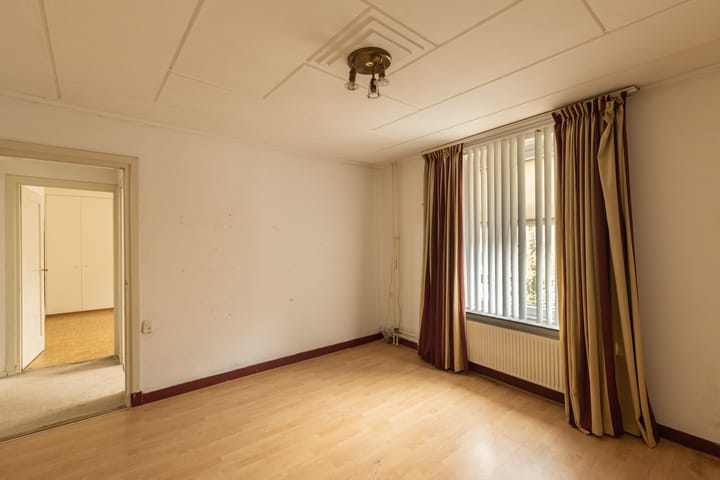 Photo 22 of Akerstraat 4