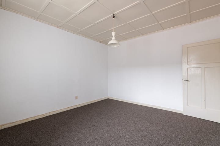 Photo 25 of Akerstraat 4