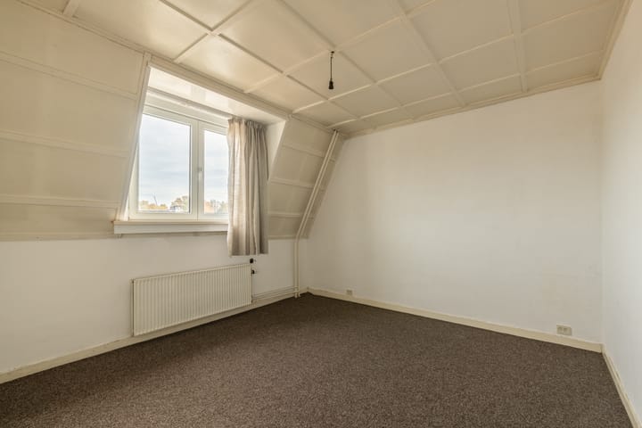 Photo 28 of Akerstraat 4