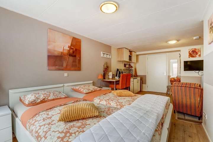 Foto 22 van H.W. Iordensweg 130-A