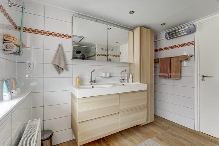 Foto 24 van H.W. Iordensweg 130-A