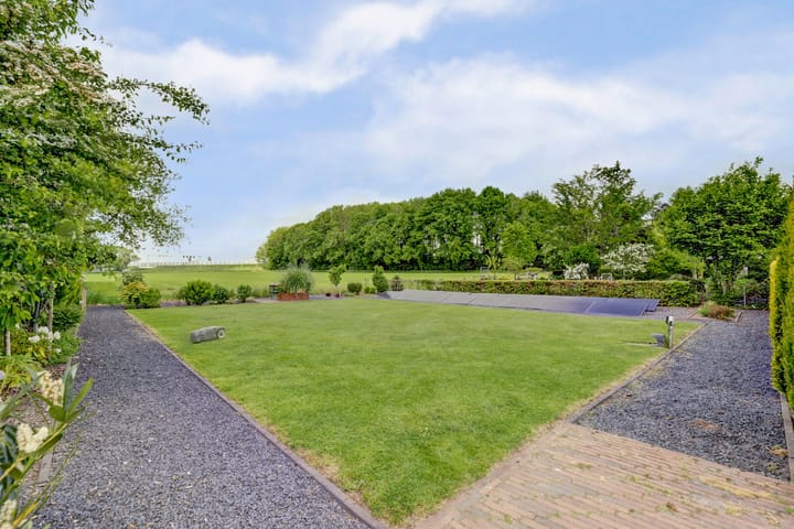 Foto 43 van H.W. Iordensweg 130-A