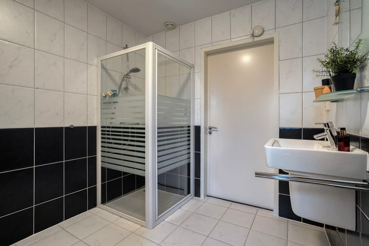 Photo 43 of Van Goghstraat 20