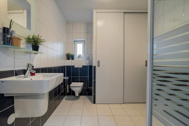 Photo 44 of Van Goghstraat 20