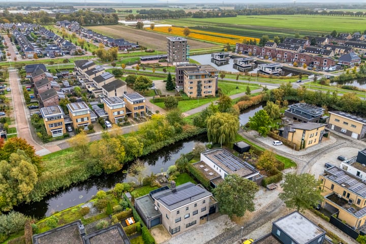 Photo 72 of Van Goghstraat 20