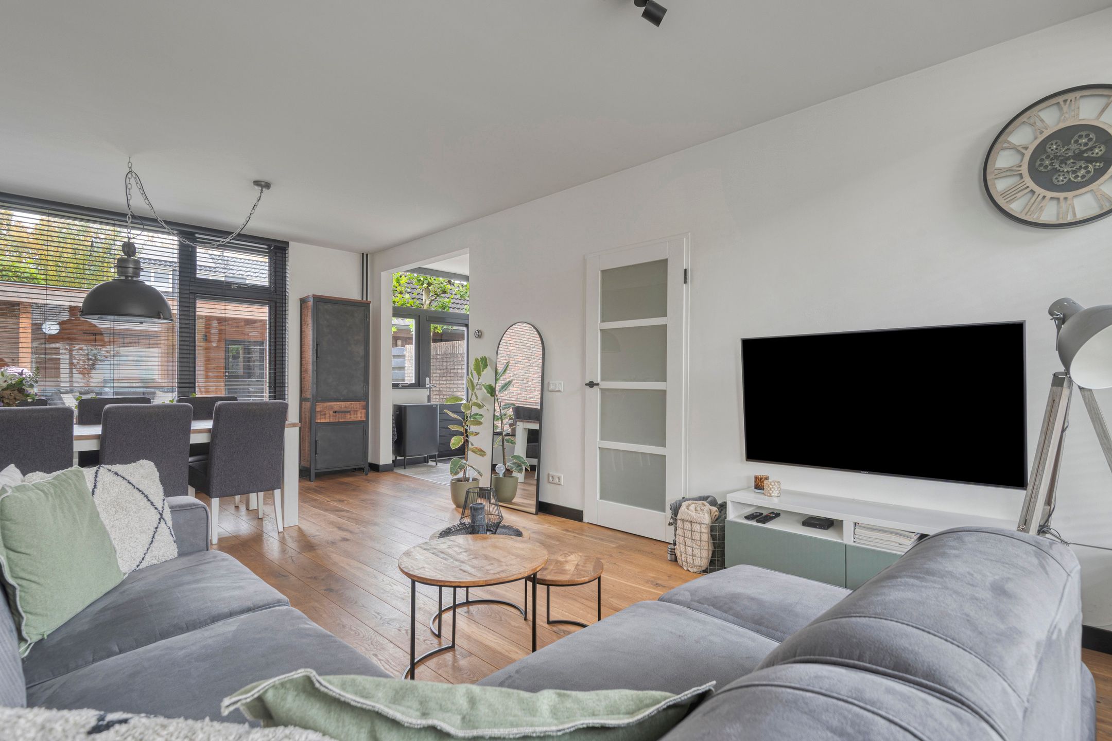 Foto 9 van van den Hummelstraat 19