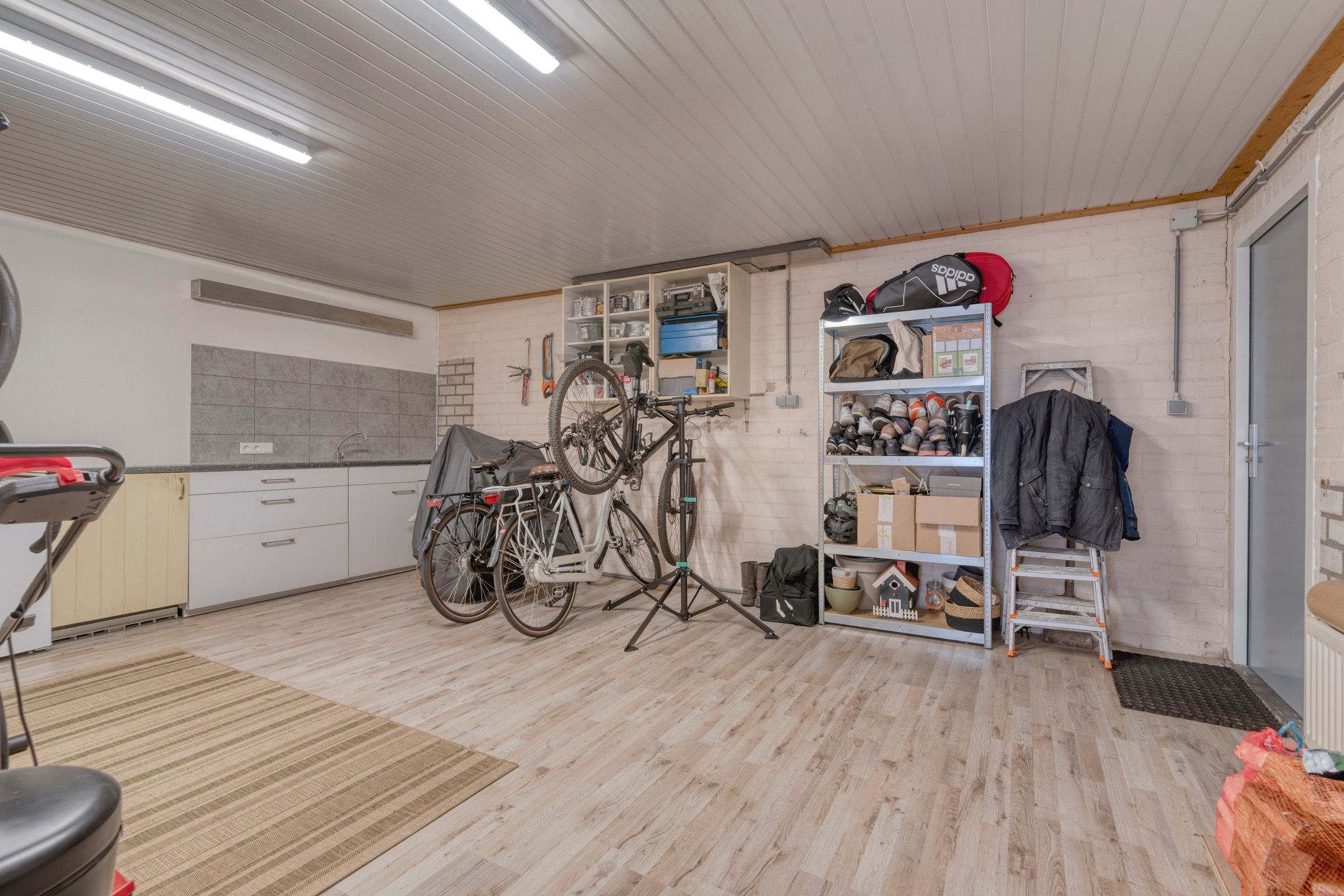 Foto 21 van van den Hummelstraat 19