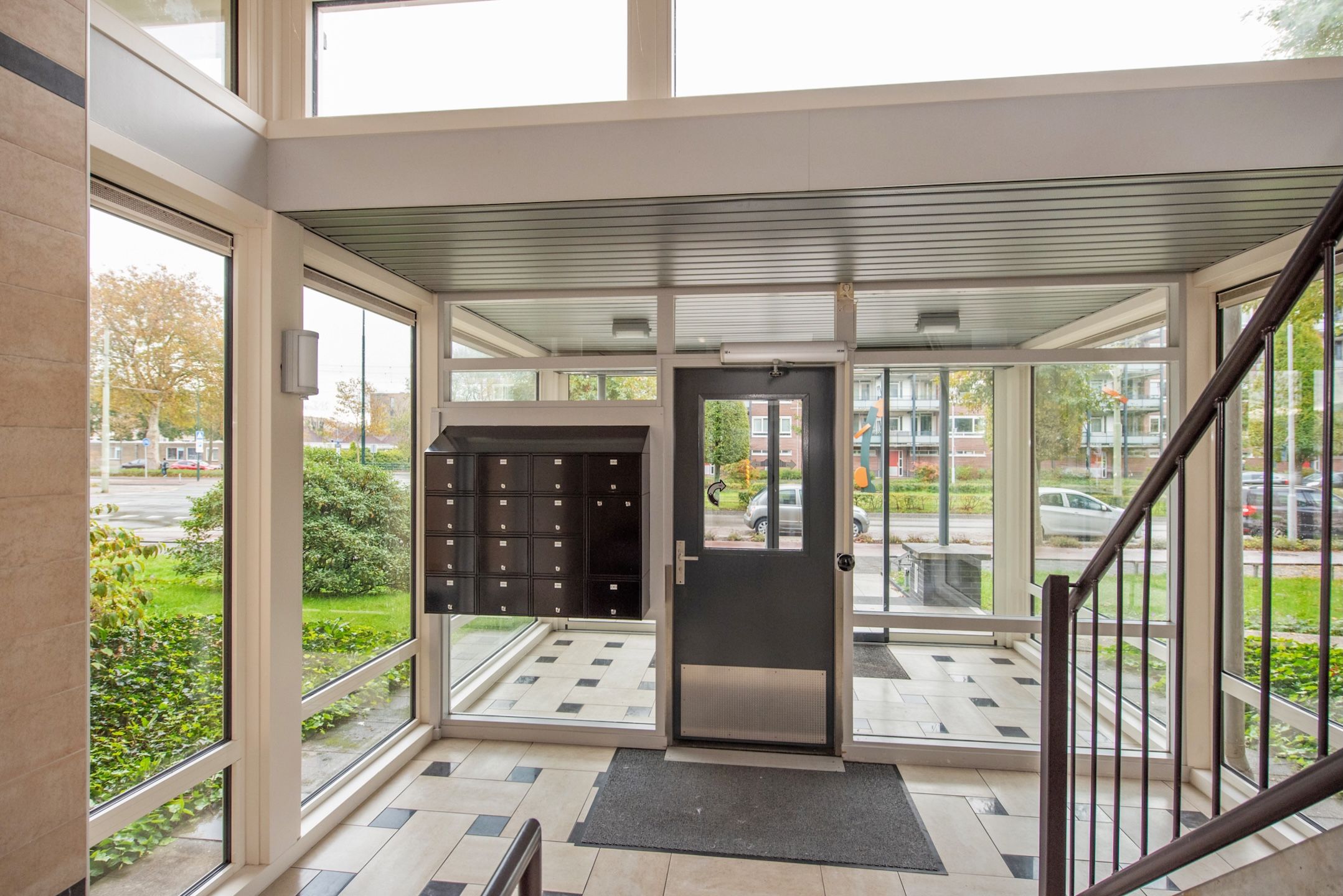 Foto 3 van Monseigneur van Steelaan 59-H