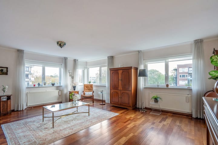 Photo 7 of Monseigneur van Steelaan 59-H