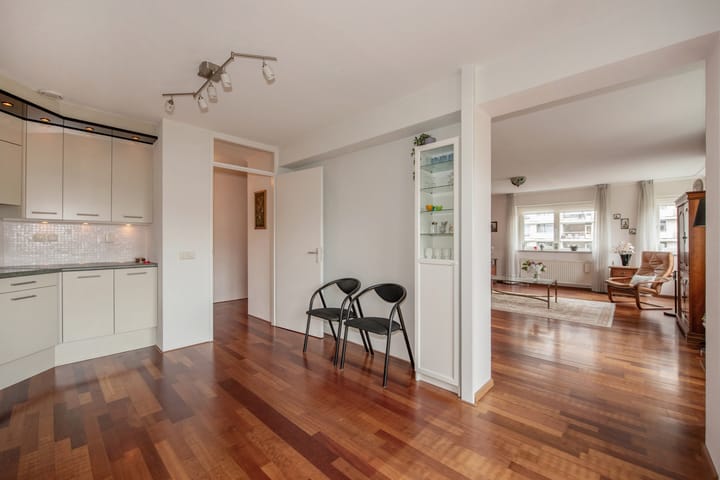 Photo 11 of Monseigneur van Steelaan 59-H